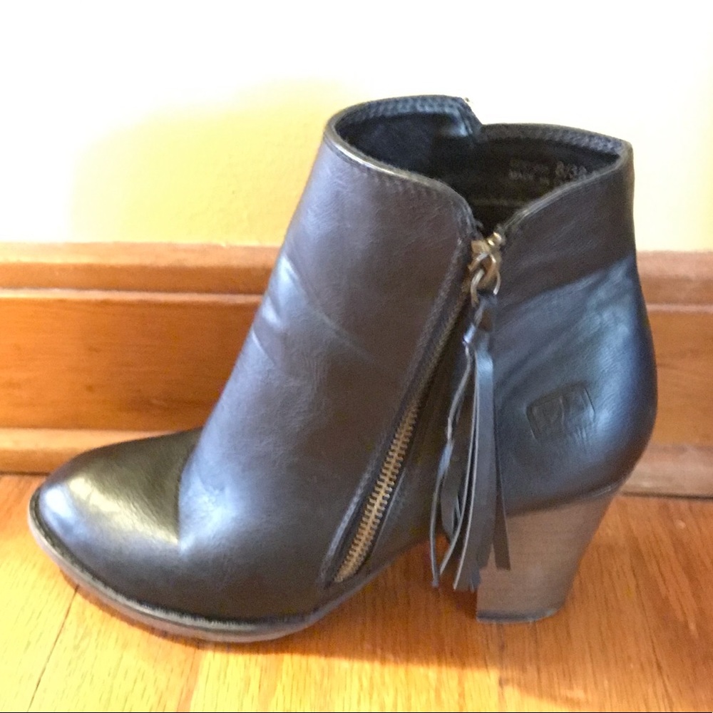 Dirty Laundry Booties black boots